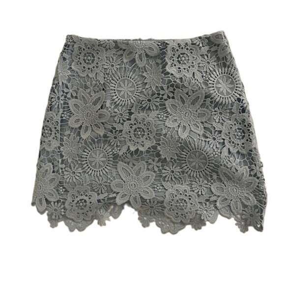 Gianni Bini Elegant Lace Skirt in Light Blue,‎ XS - Picture 4 of 4